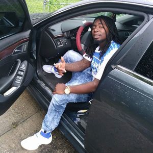 Meet your Posher, Julius